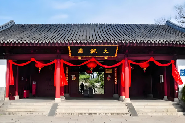 《红楼梦》的三场葬礼，透过中古传统殡葬文化，看豪门兴衰！